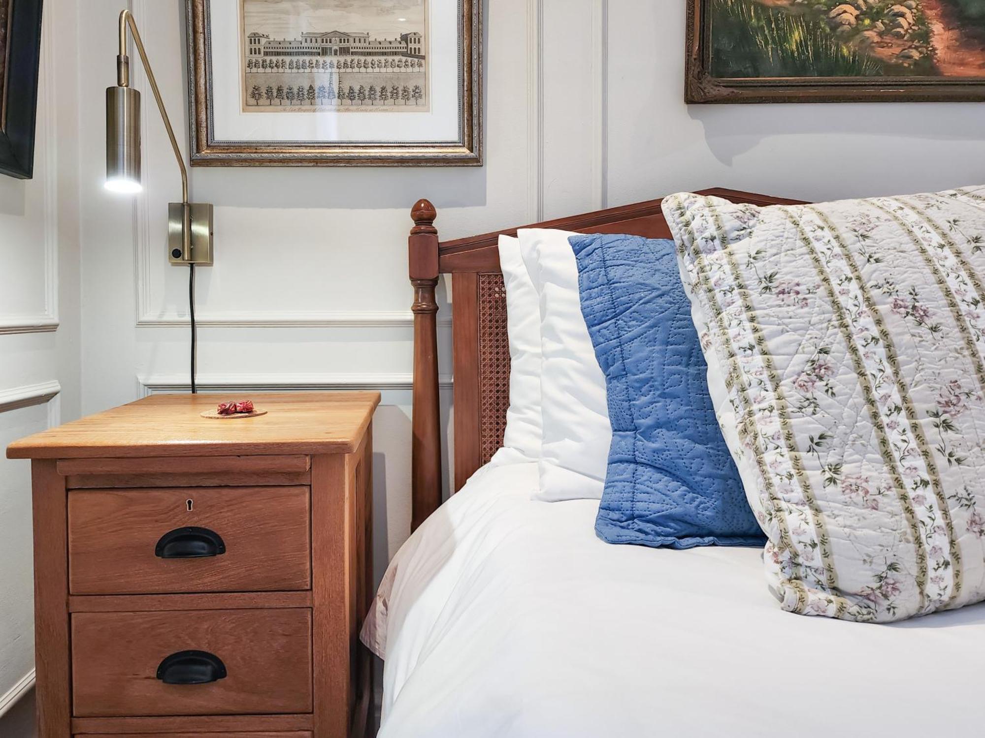 Branch & Vine Cottages - Constantia - Formerly Pinoak Cottages 开普敦 外观 照片